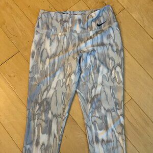 Nike Dri-Fit Medium